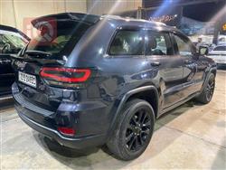 جیپ گراند شیرۆکی